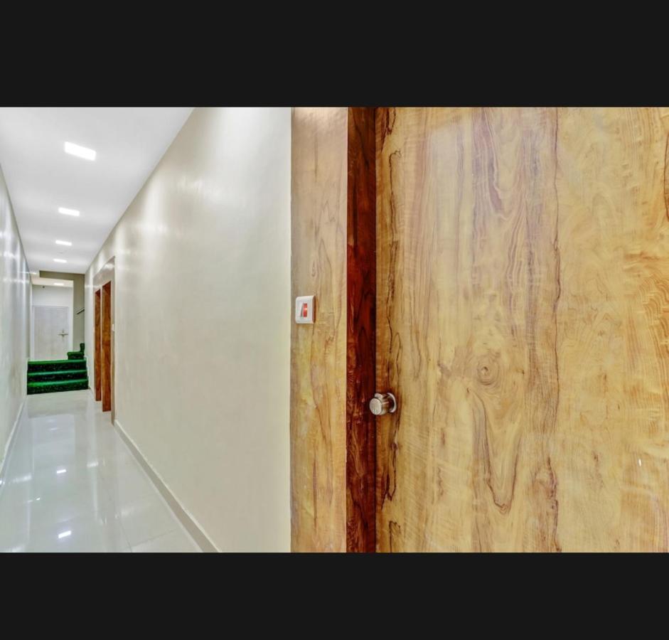 Hotel Bhavya Residency Ahmedabad Exterior foto